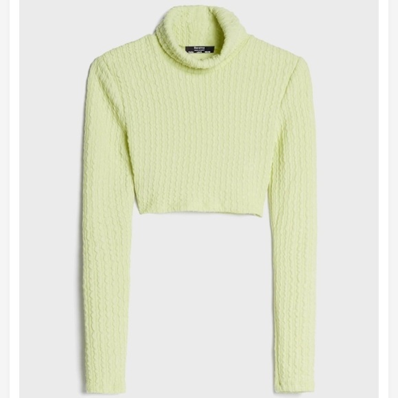 Bershka Cropped Turtleneck Sweater - Picture 3 of 8